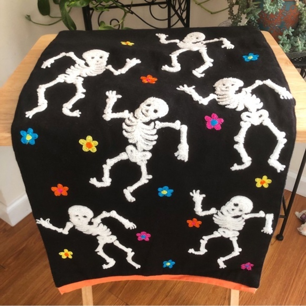Novogratz Dancing Skeleton Embroidered Table Runner Dia de los Muertos 68”L - Picture 2 of 11